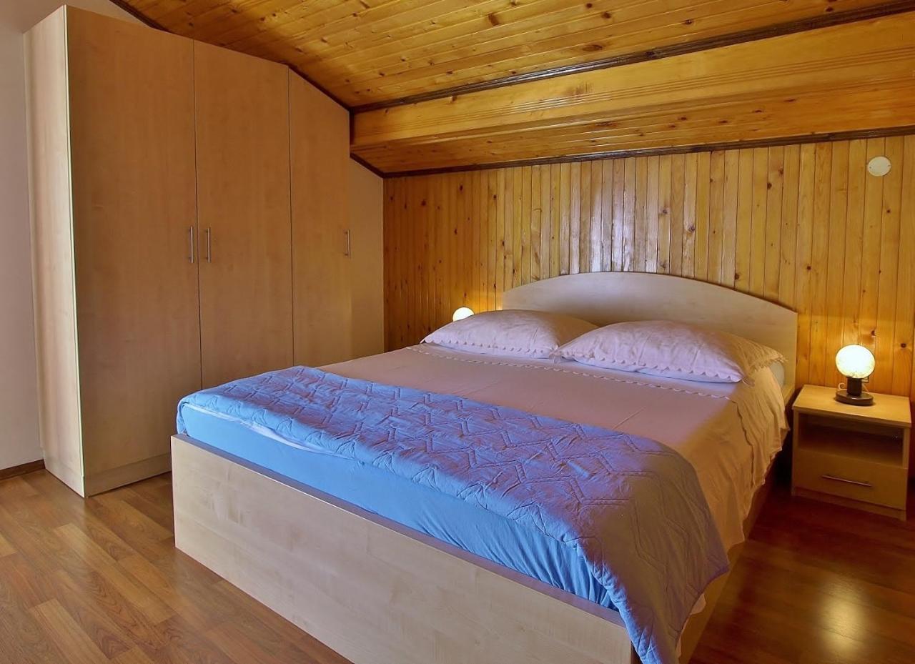 Apartments By The Sea Supetarska Draga - Donja, Rab - 4954 客房 照片